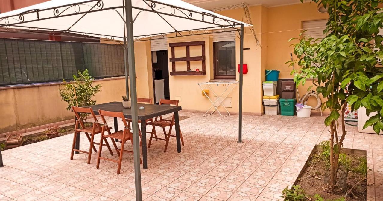 Domumontegrappa - Appartamento Indipendente Con Giardino - Sestu Extérieur photo
