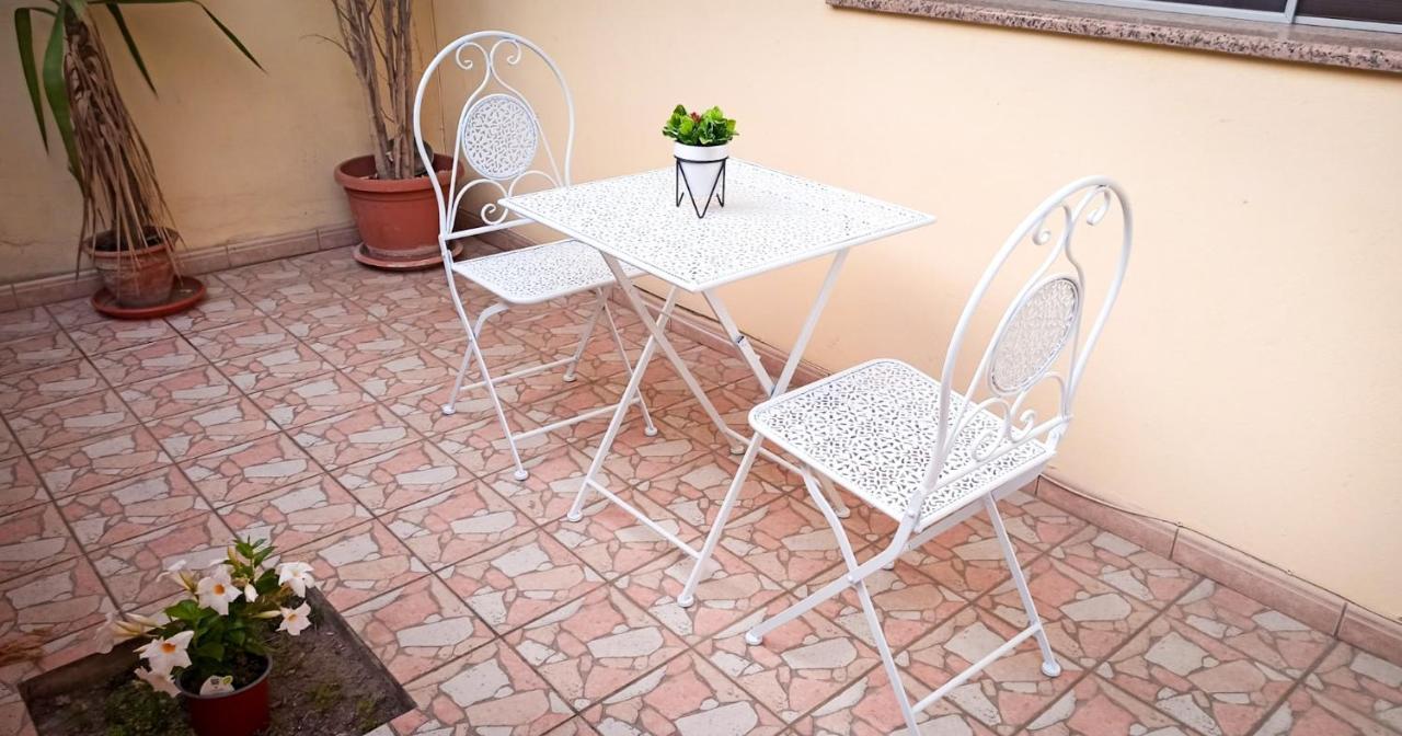 Domumontegrappa - Appartamento Indipendente Con Giardino - Sestu Extérieur photo